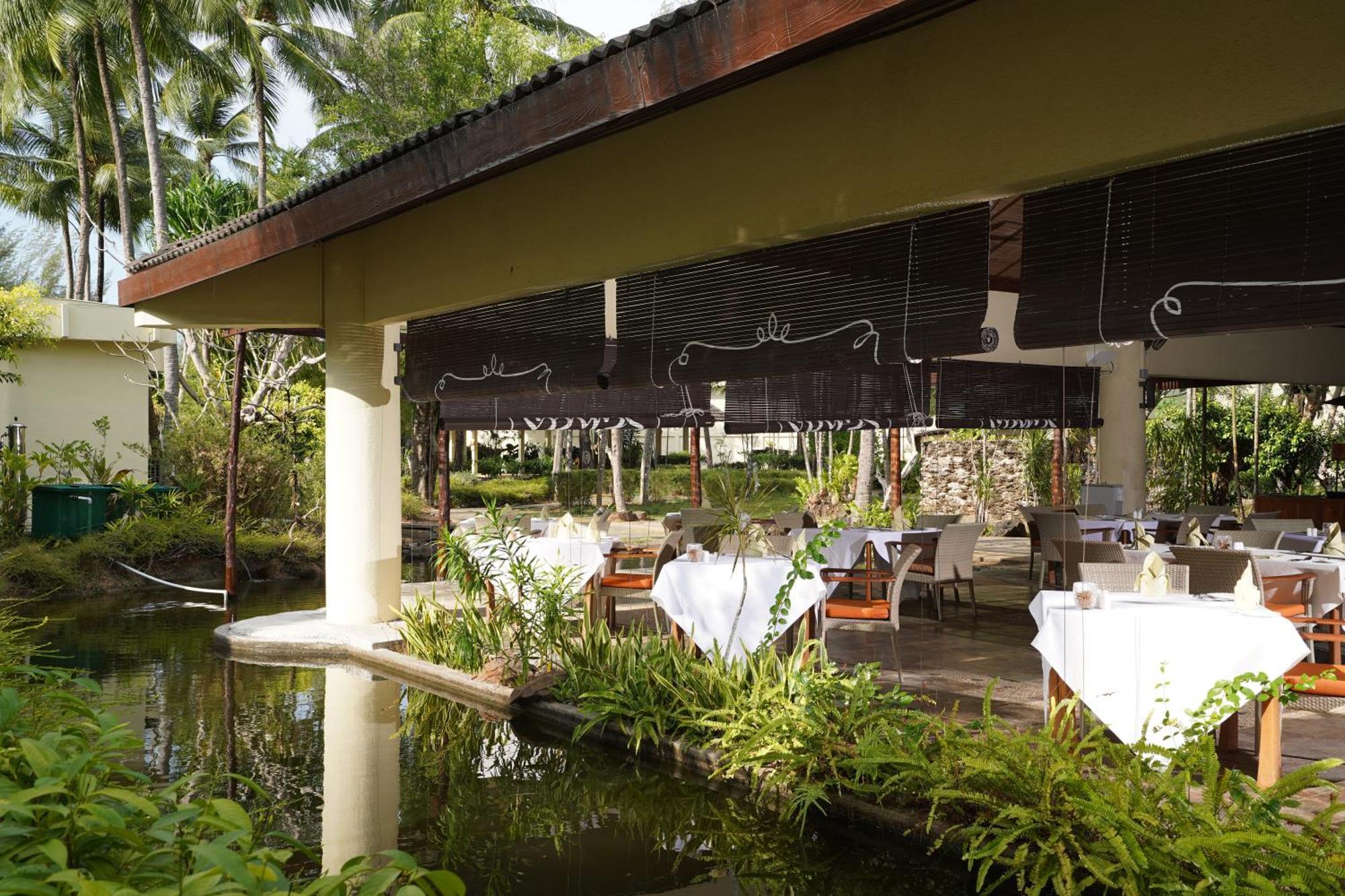 Tanjung Rhu Resort Langkawi Exterior photo The restaurant at the Royal Thai Police Cadet School