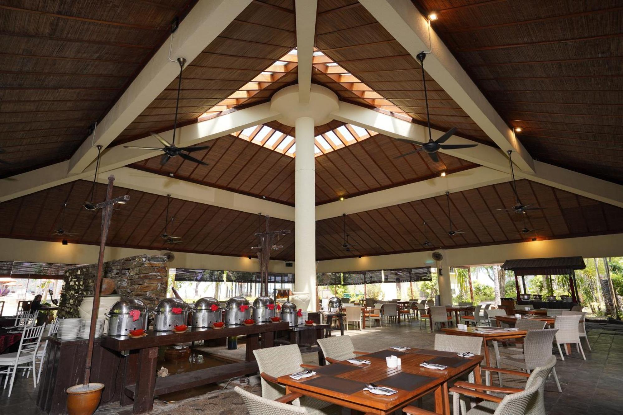 Tanjung Rhu Resort Langkawi Exterior photo The interior of the restaurant
