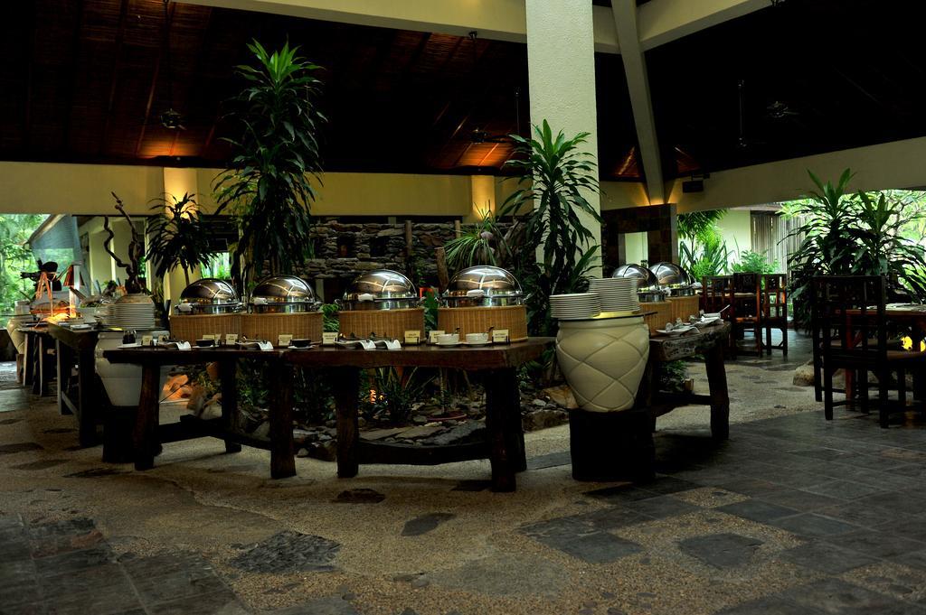 Tanjung Rhu Resort Langkawi Exterior photo The interior of the hotel