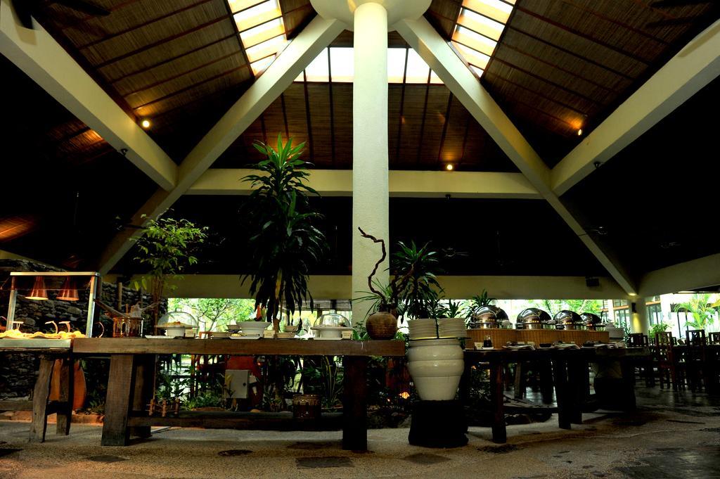 Tanjung Rhu Resort Langkawi Exterior photo The interior of the restaurant